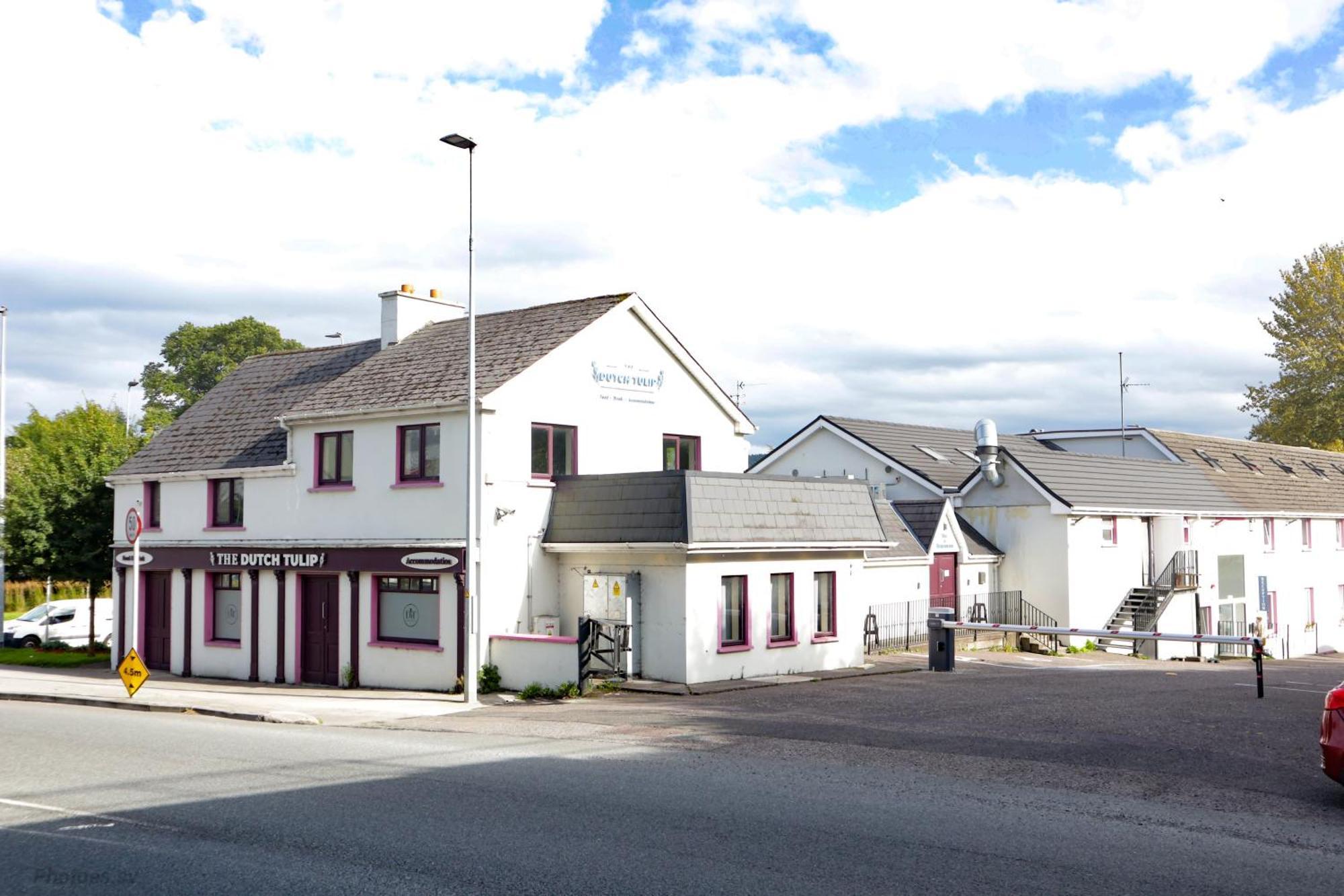 The Dutch Tulip Hotel Mallow Εξωτερικό φωτογραφία
